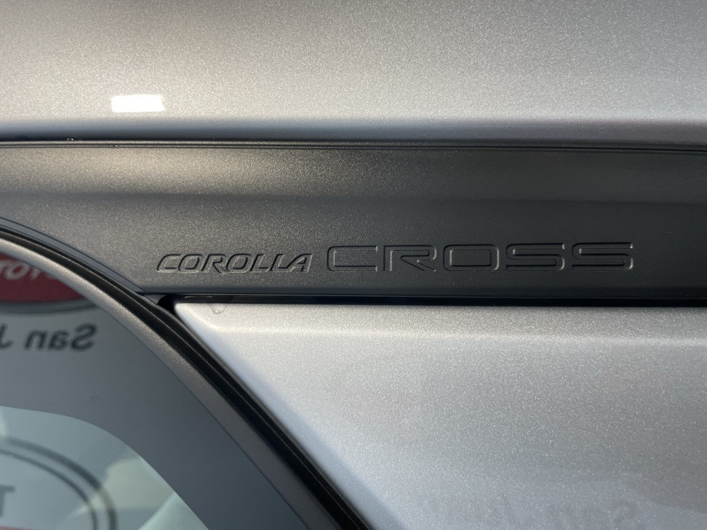 Thumbnail: 2025 Toyota Corolla Cross - 14