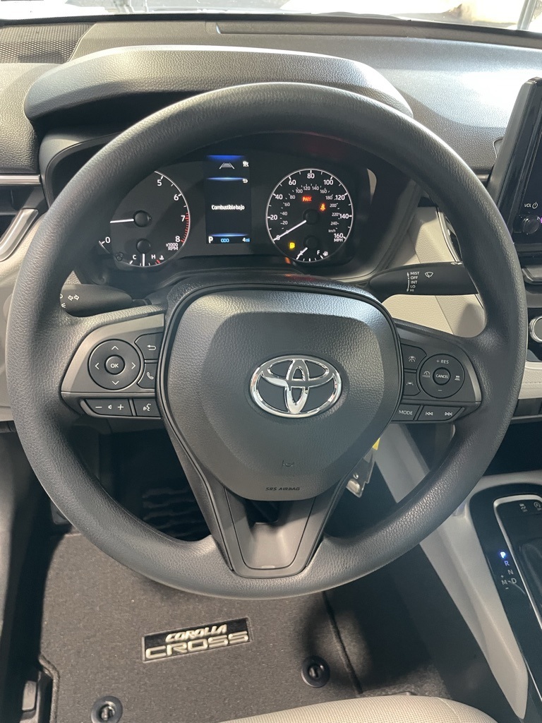 Thumbnail: 2025 Toyota Corolla Cross - 32
