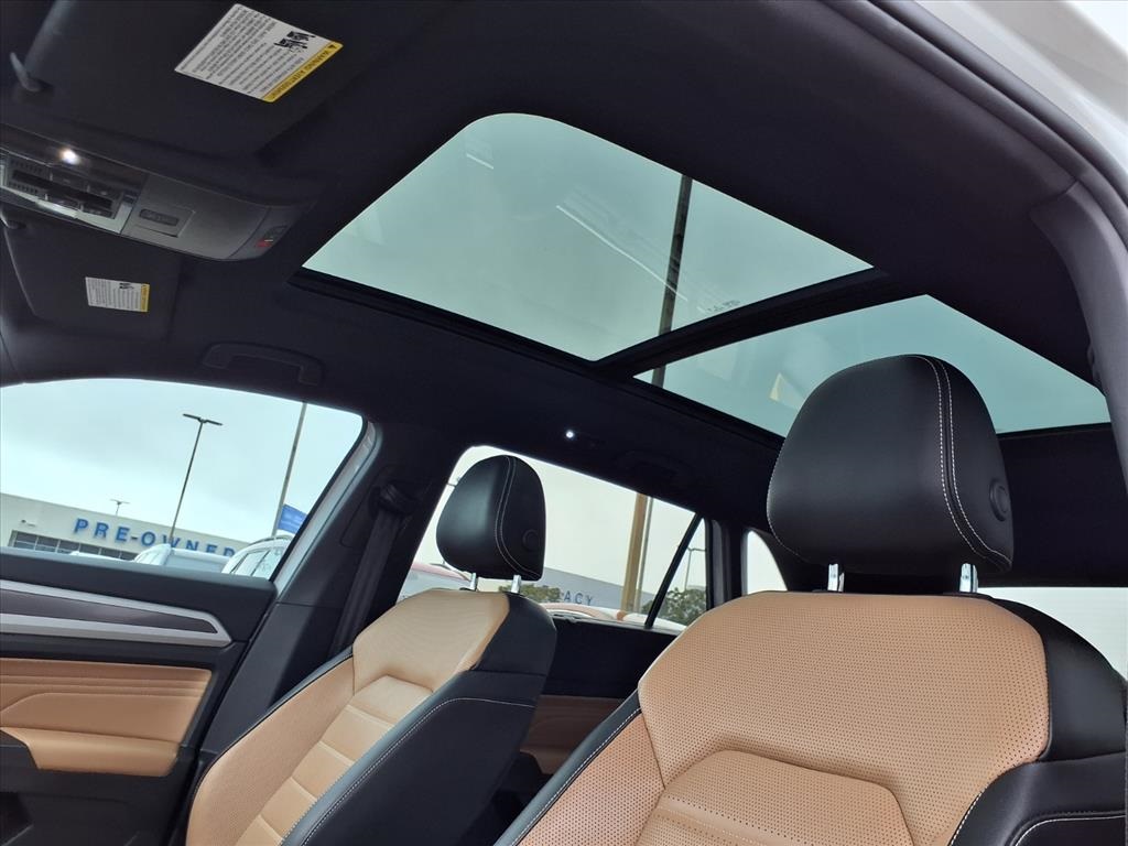 2022 Volkswagen Atlas Cross Sport 3.6L V6 SEL Premium R-Line White at DeMontrond Auto Country