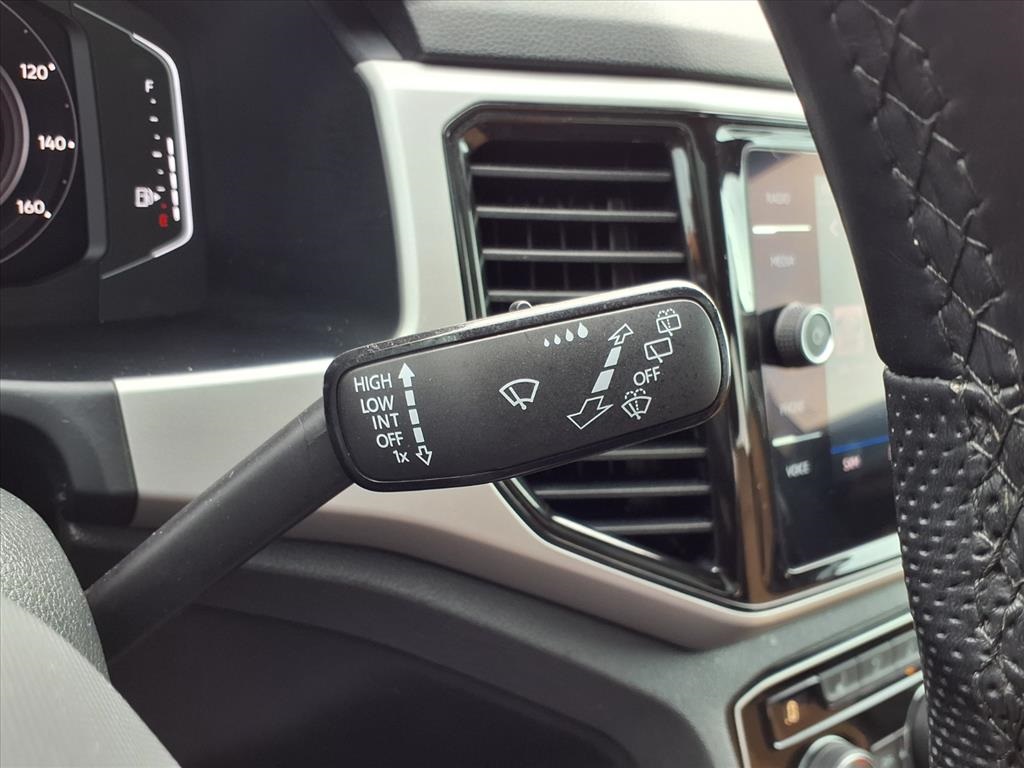 2022 Volkswagen Atlas Cross Sport 3.6L V6 SEL Premium R-Line White at DeMontrond Auto Country