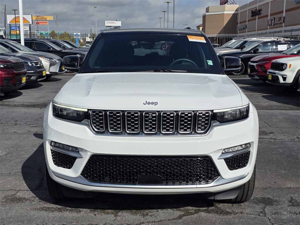2023 Jeep Grand Cherokee Summit White at Ultimate Motorsports