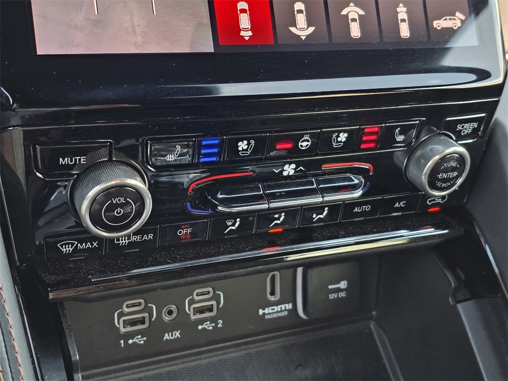 2023 Jeep Grand Cherokee Summit White at Ultimate Motorsports