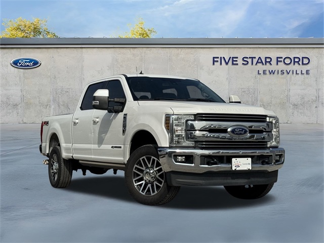 2022 Ford F-250 Super Duty Lariat Crew Cab 4WD