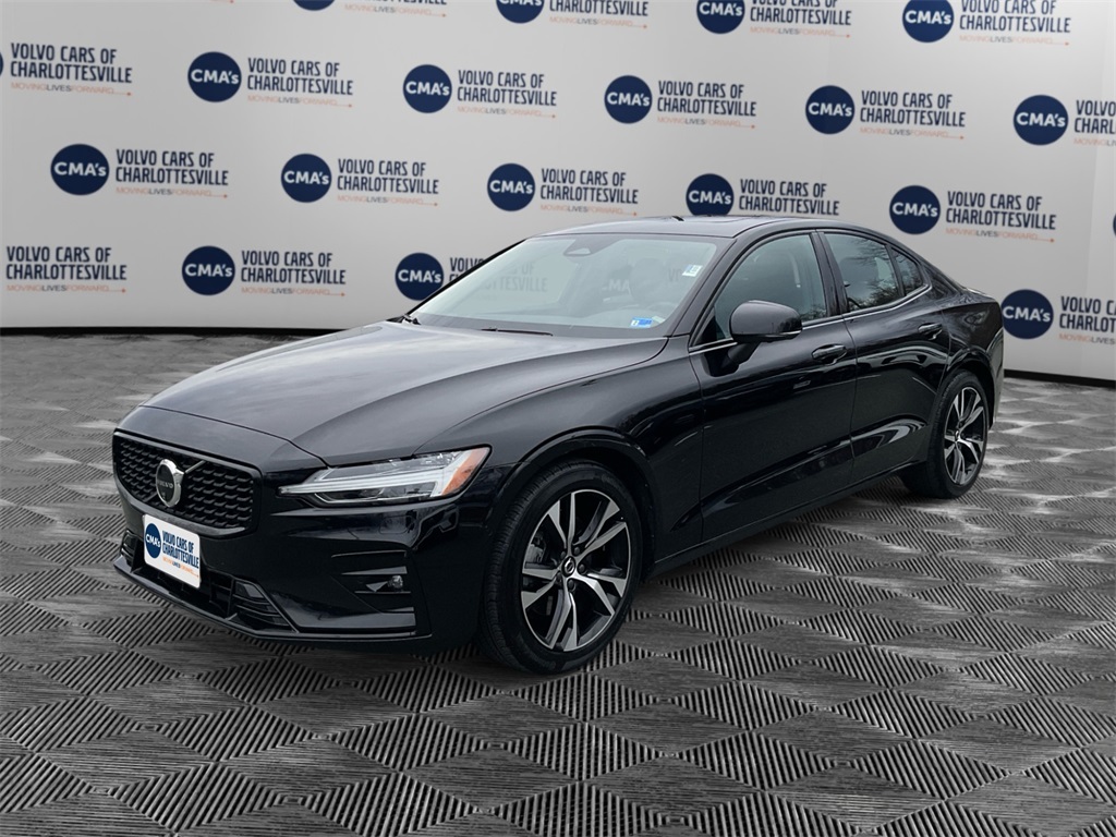 2025 Volvo S60 B5 Plus AWD