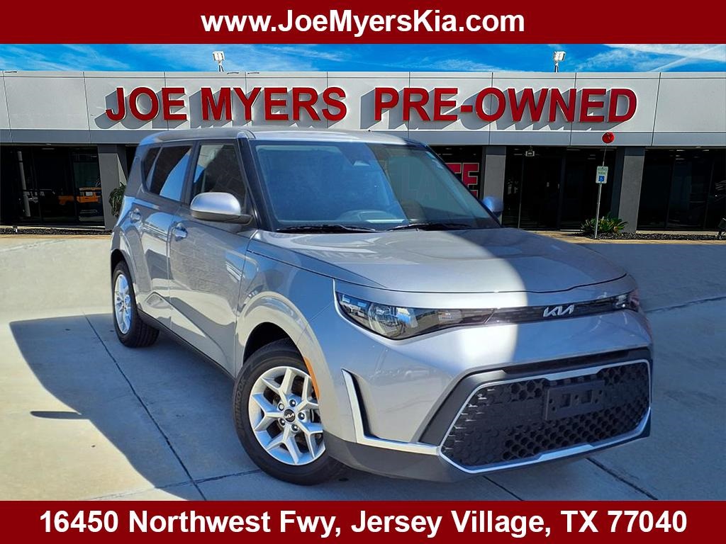 2025 Kia Soul LX - 0