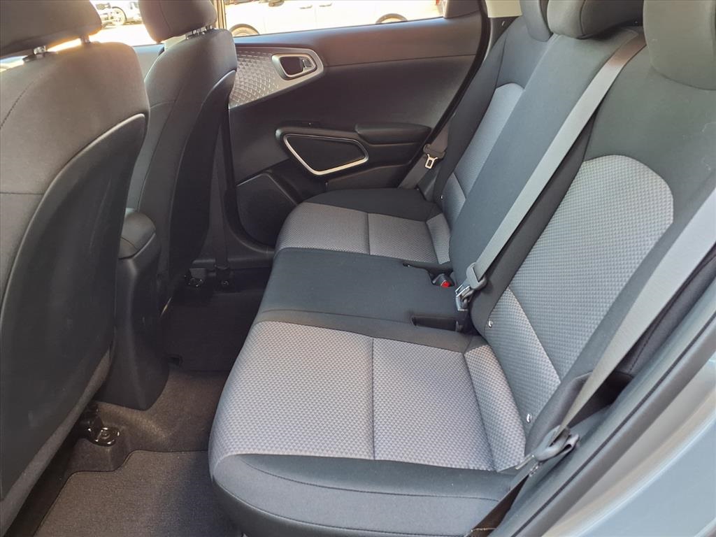 2025 Kia Soul LX - 7