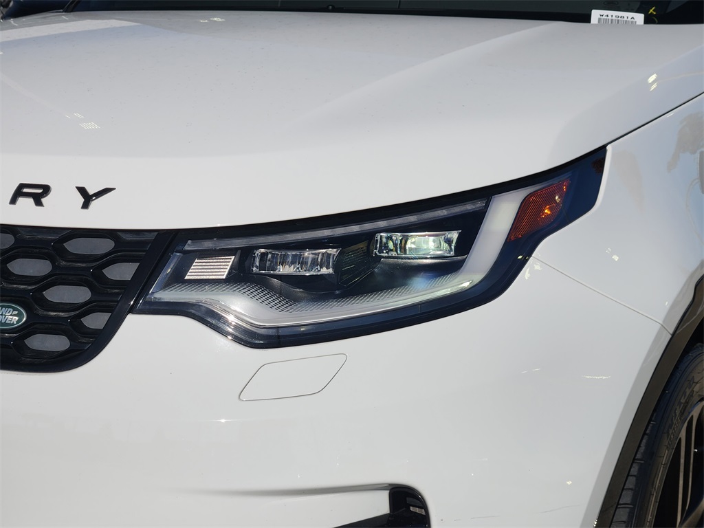 2023 Land Rover Discovery HSE R-Dynamic - 8