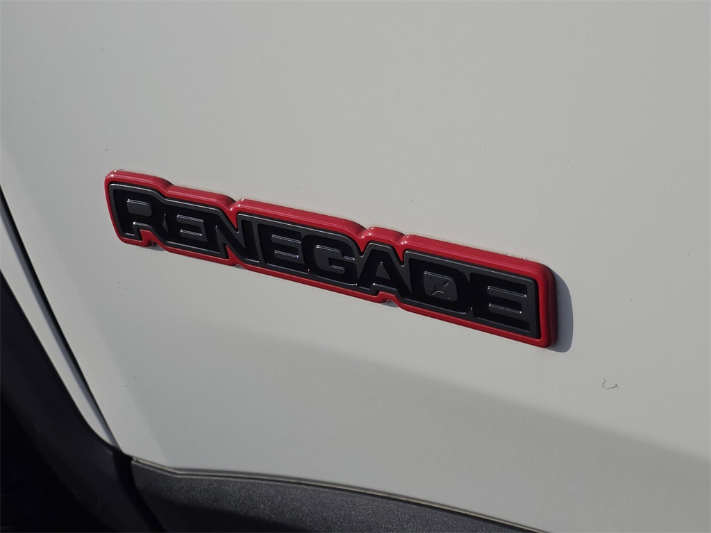 2023 Jeep Renegade  - 8
