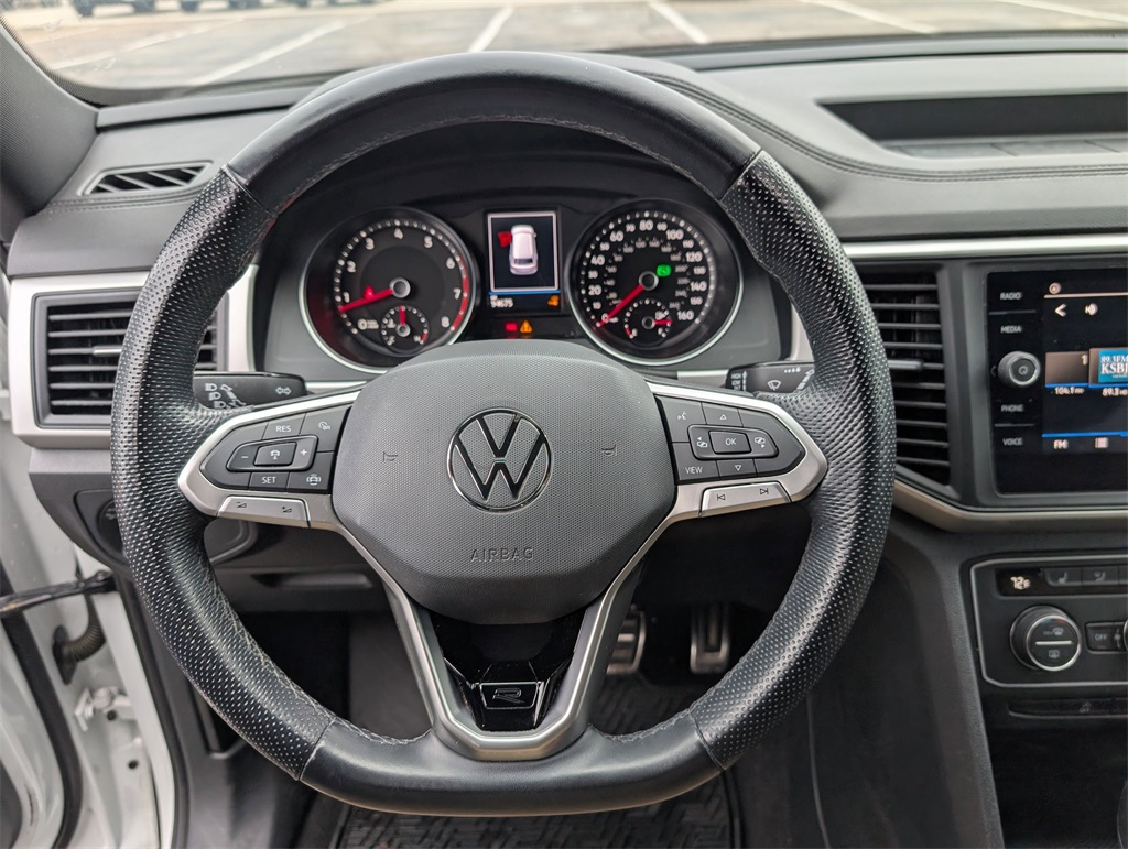 2021 Volkswagen Atlas Cross Sport 3.6L V6 SE w/Technology R-Line  at DeMontrond Auto Country