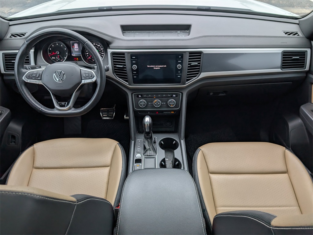 2021 Volkswagen Atlas Cross Sport 3.6L V6 SE w/Technology R-Line  at DeMontrond Auto Country