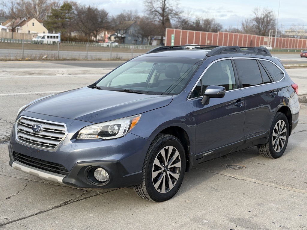 2016 Subaru Outback Limited's photo