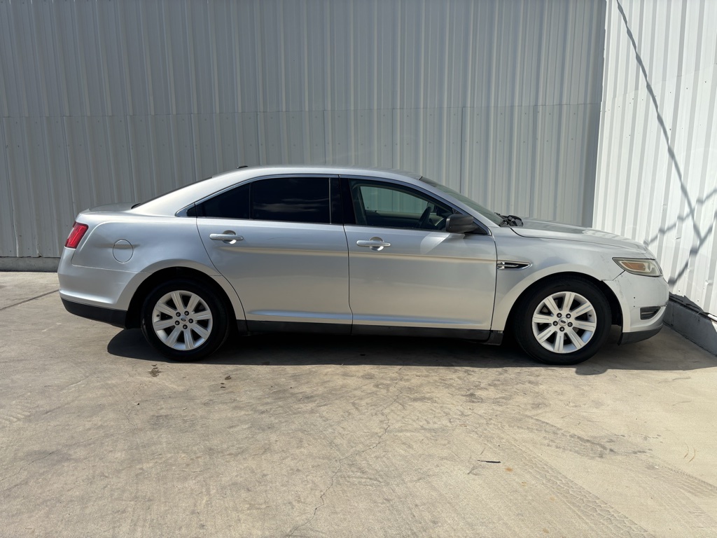 Used Car 2010 Ford Taurus  Se For Sale Under $10,000 In Austin, Texas