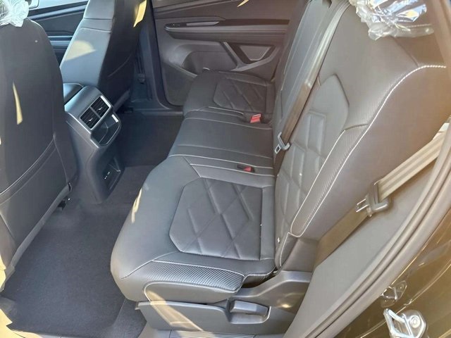 VolkswagenAtlas Cross Sport5