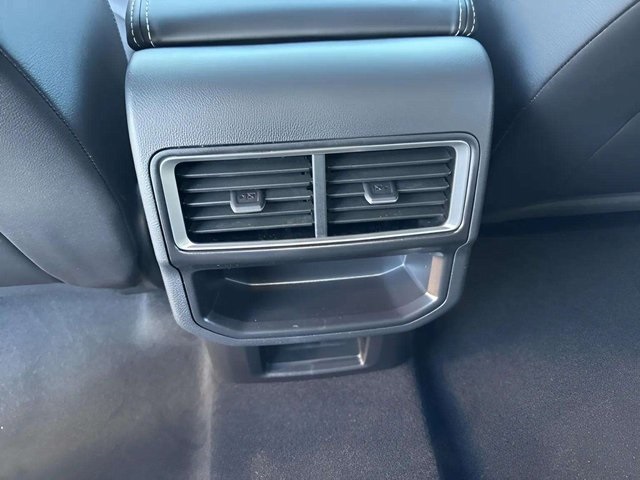 VolkswagenAtlas Cross Sport7