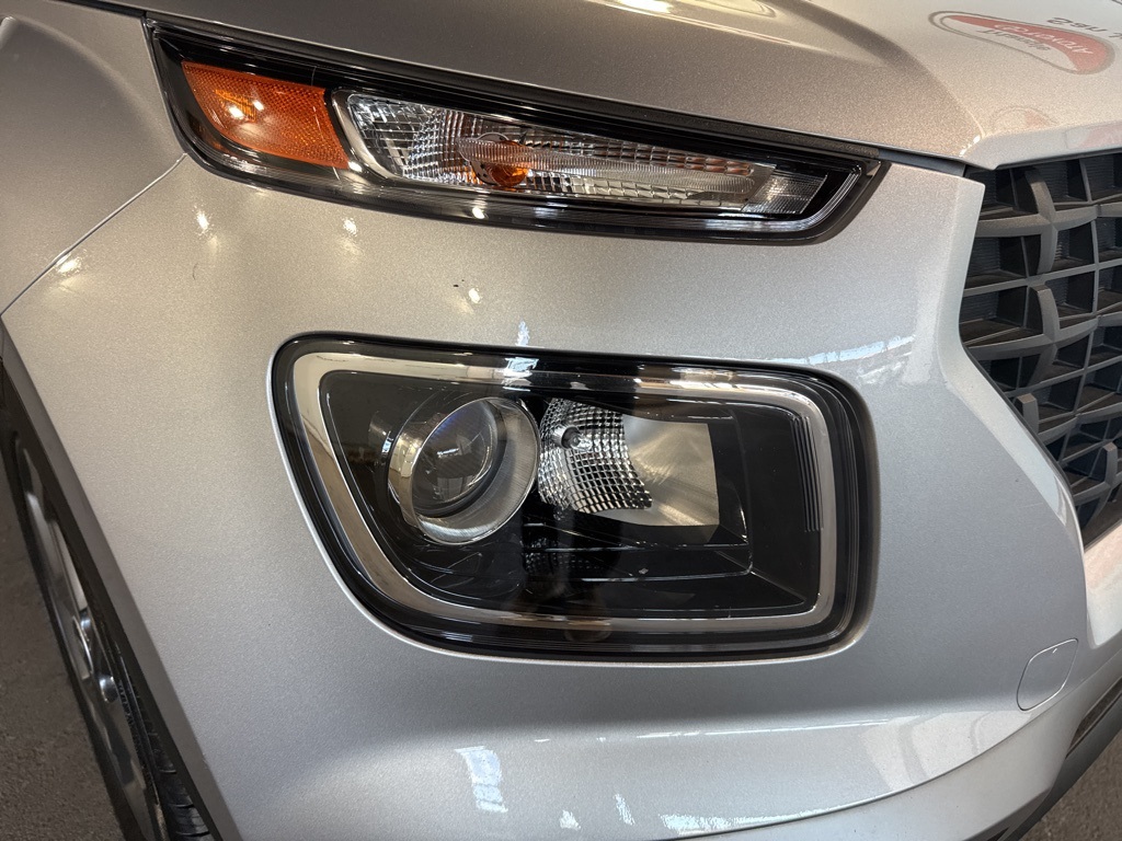 Thumbnail: 2025 Hyundai Venue - 11