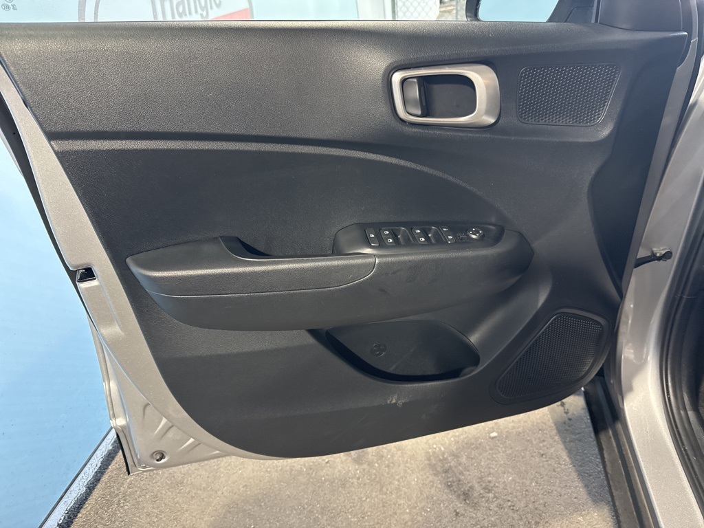 Thumbnail: 2025 Hyundai Venue - 27