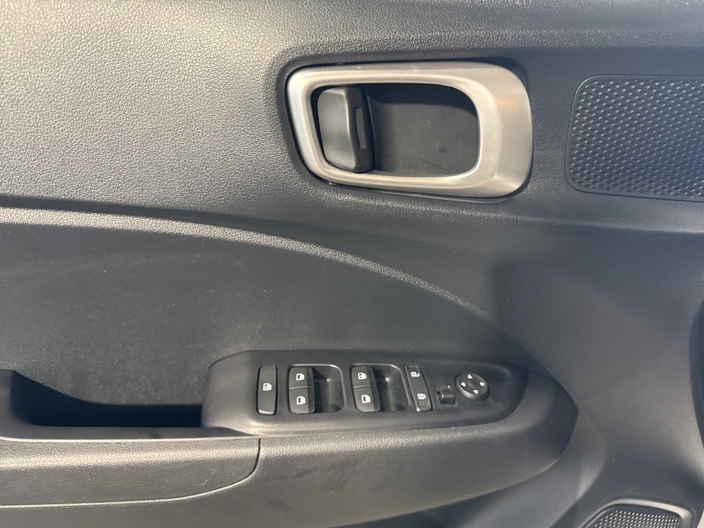 Thumbnail: 2025 Hyundai Venue - 28