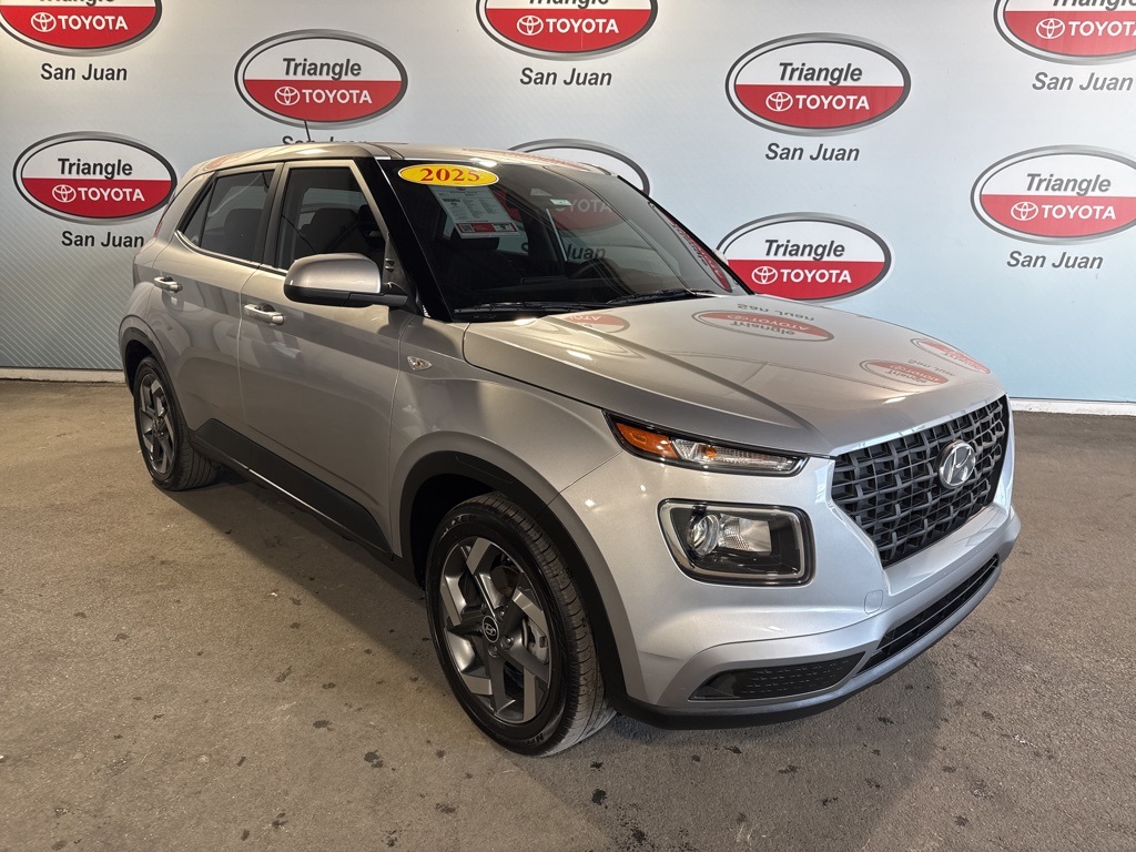 Thumbnail: 2025 Hyundai Venue - 3