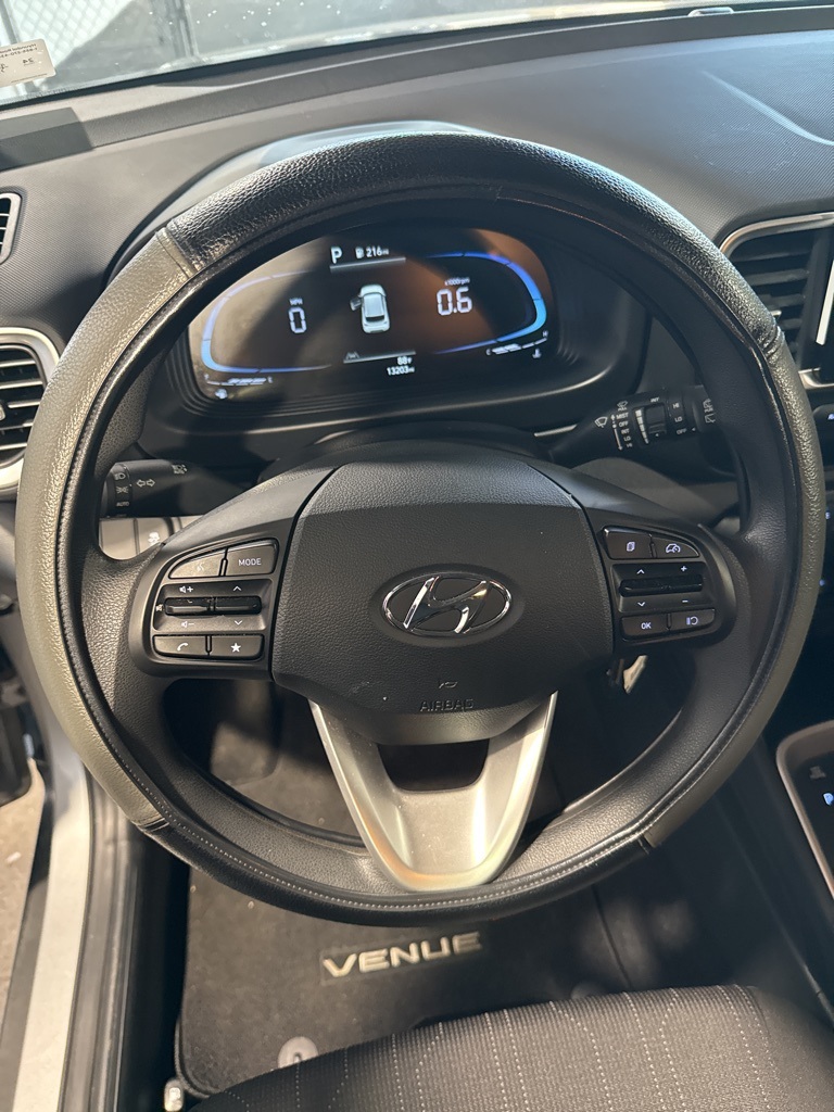 Thumbnail: 2025 Hyundai Venue - 32