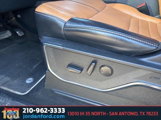 Used Car 2023 Ford F-250sd  Platinum For Sale Under $70,000 In San Antonio, Texas