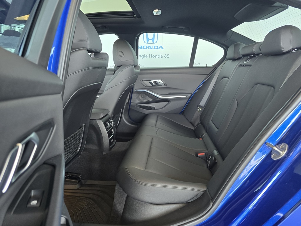 Thumbnail: 2021 BMW 3 Series - 15