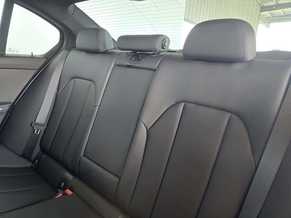 Thumbnail: 2021 BMW 3 Series - 19