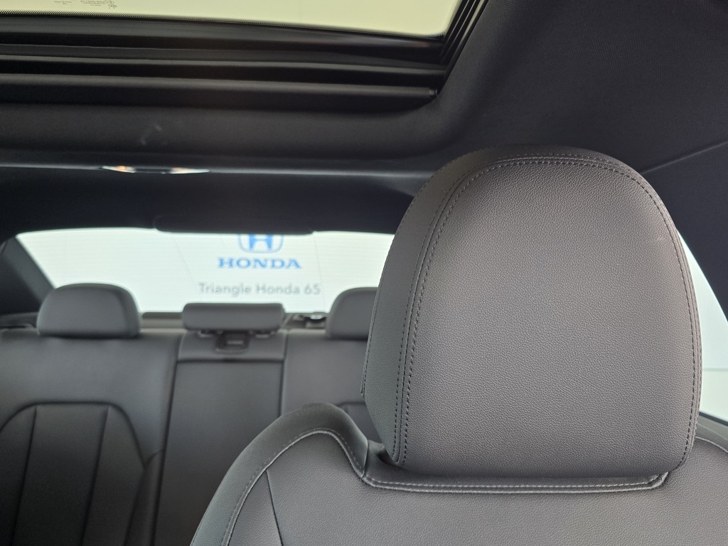 Thumbnail: 2021 BMW 3 Series - 21