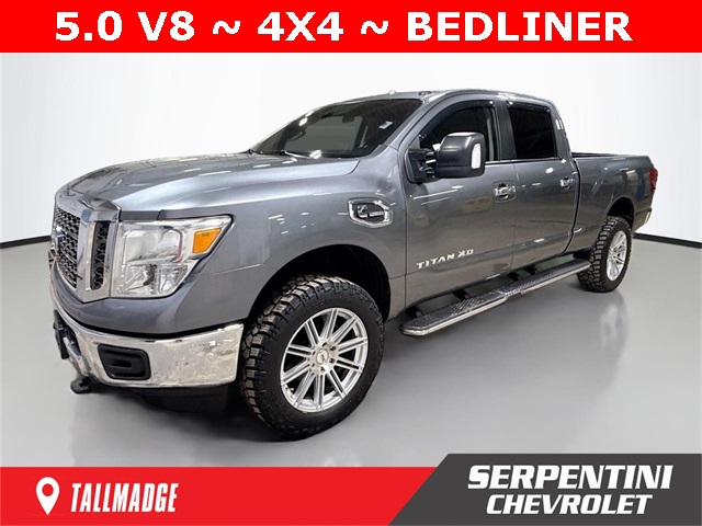 2017 Nissan Titan XD SV Crew Cab 4WD