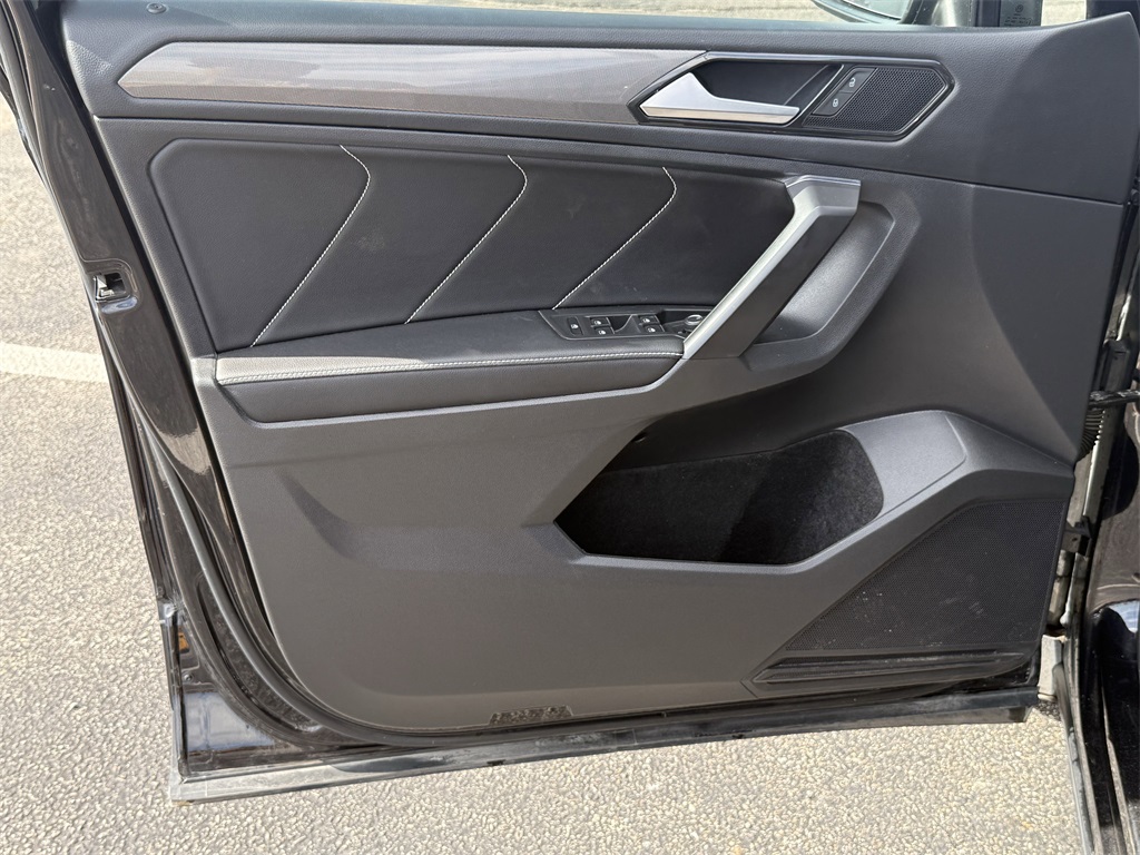 2022 Volkswagen Tiguan 2.0T SE Black at Durrett Motor Company