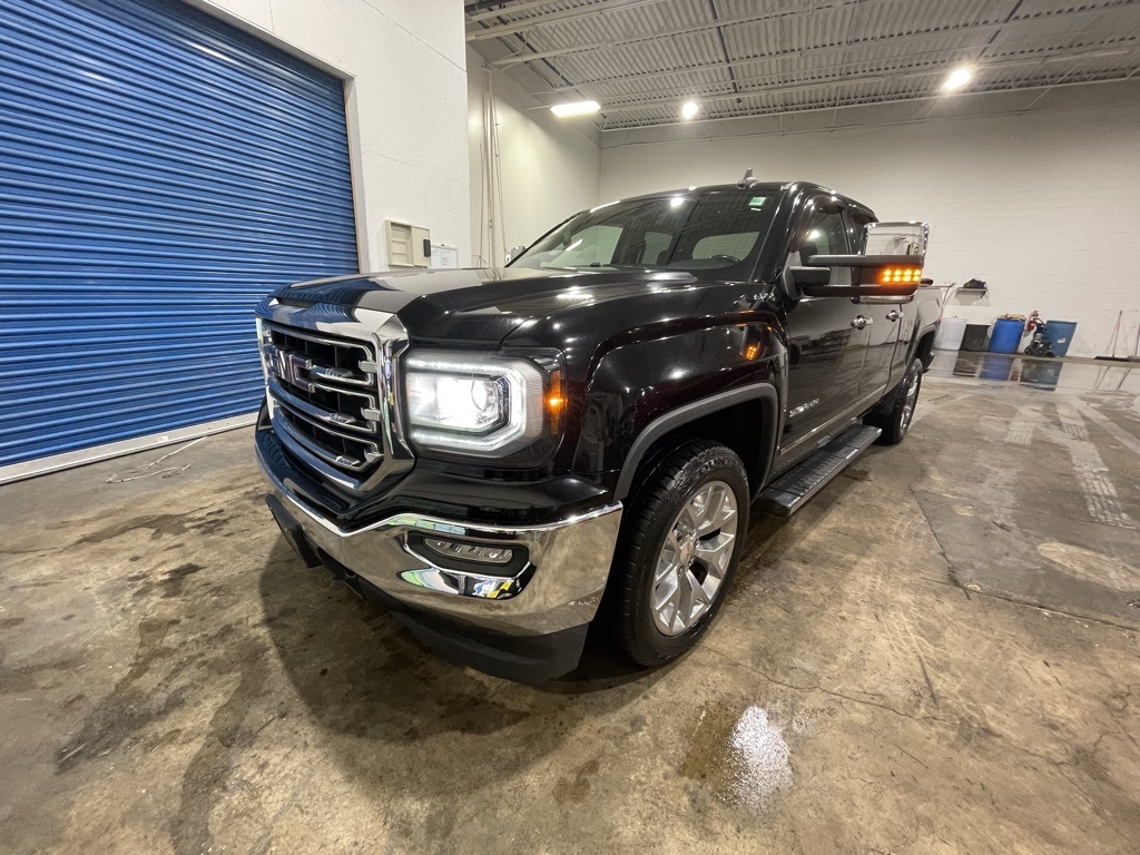 2018 GMC Sierra SLT's photo