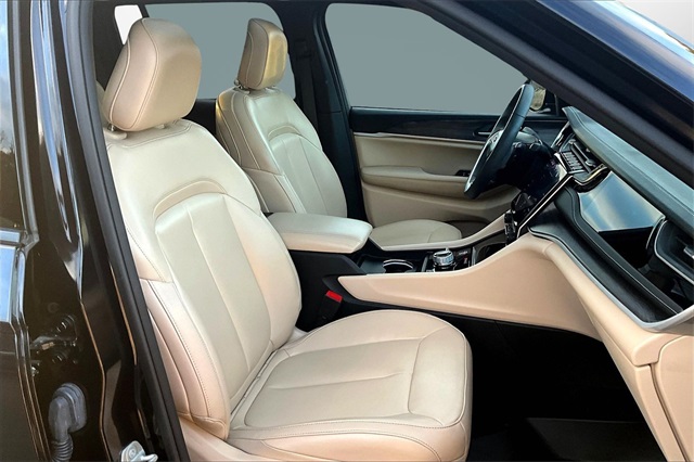 Used 2023 Jeep Grand Cherokee For Sale in Gloucester, MA