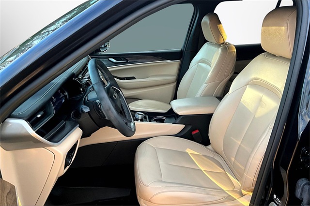 Used 2023 Jeep Grand Cherokee For Sale in Gloucester, MA