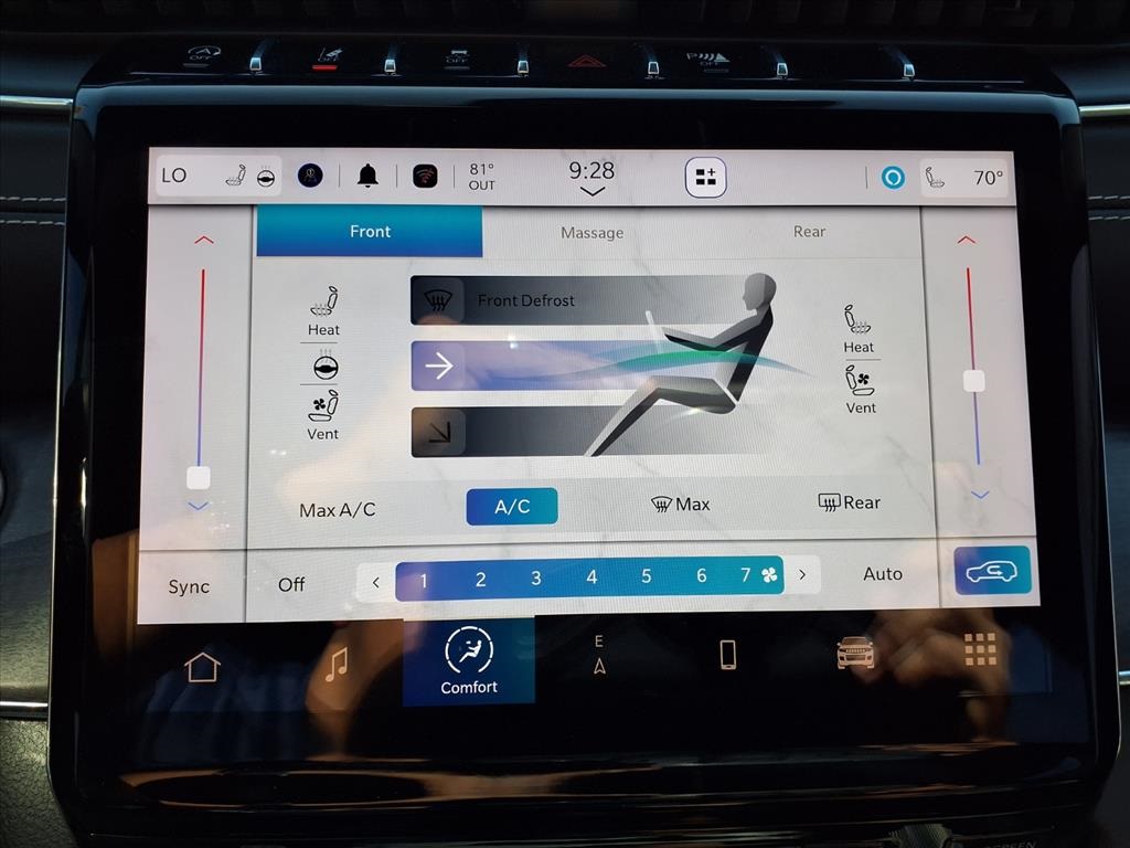 2023 Jeep Grand Cherokee Overland - 5