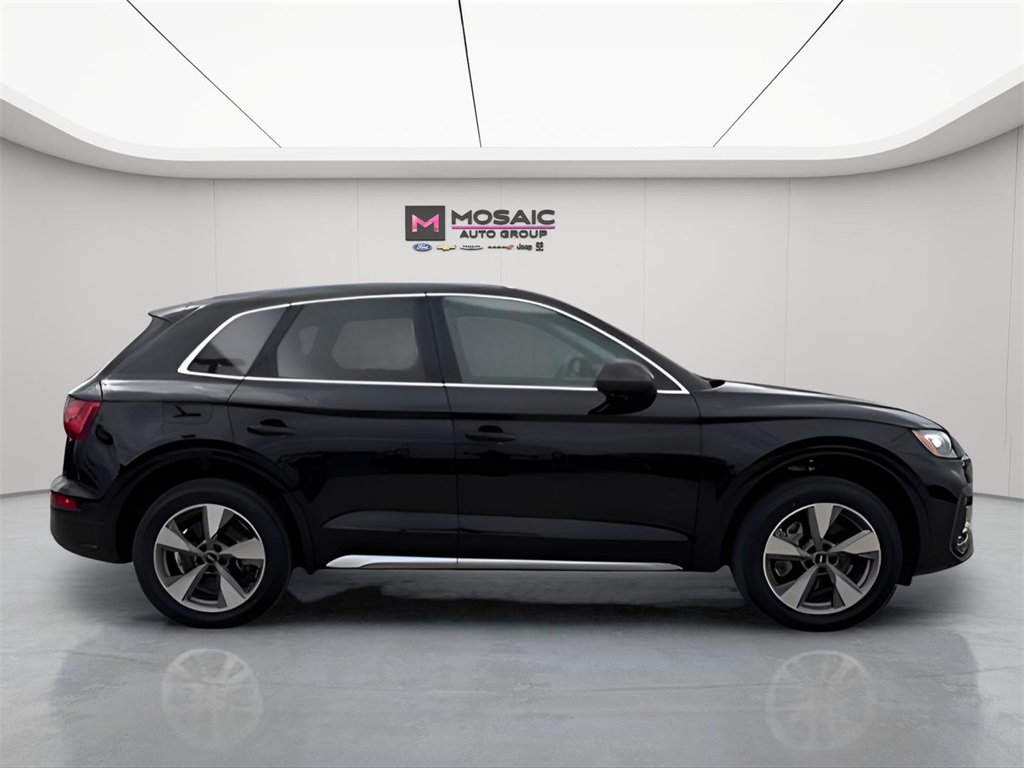 Used 2024 Audi Q5 Komfort with VIN WA1AAAFY5R2066690 for sale in Zumbrota, Minnesota