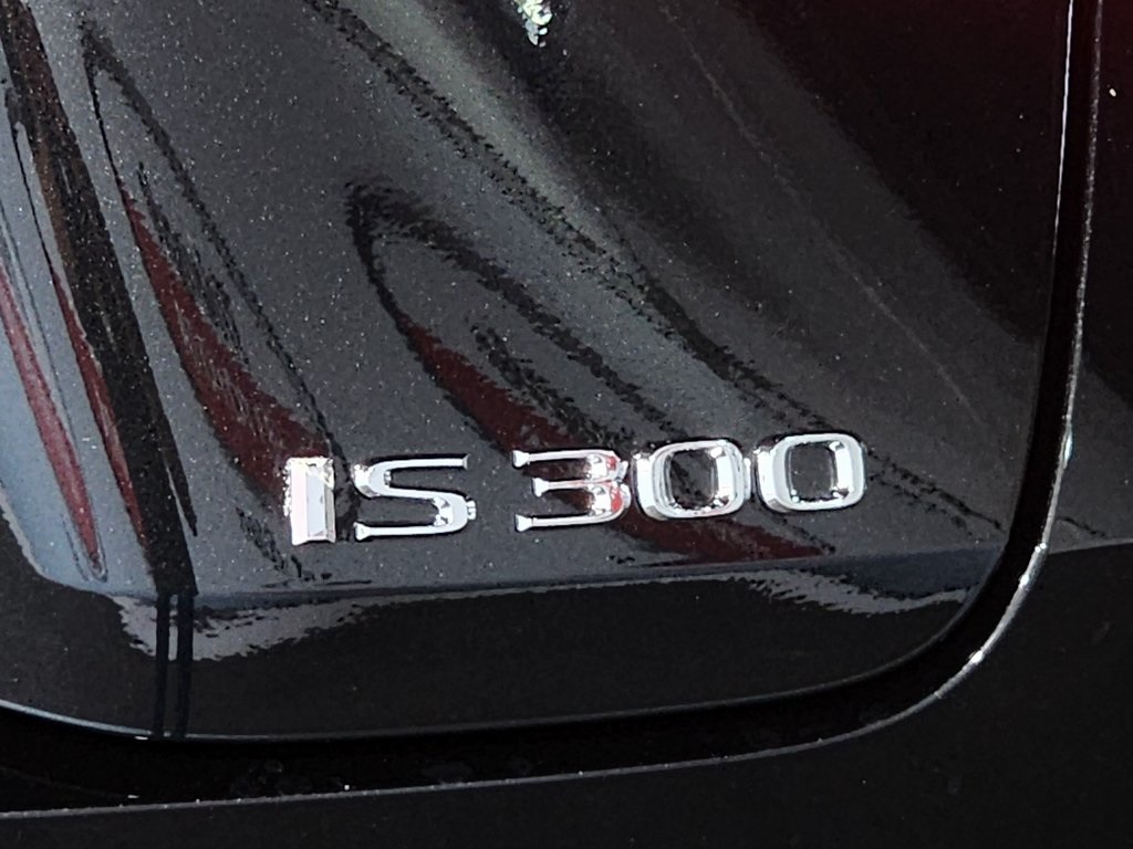 Thumbnail: 2025 Lexus IS - 11