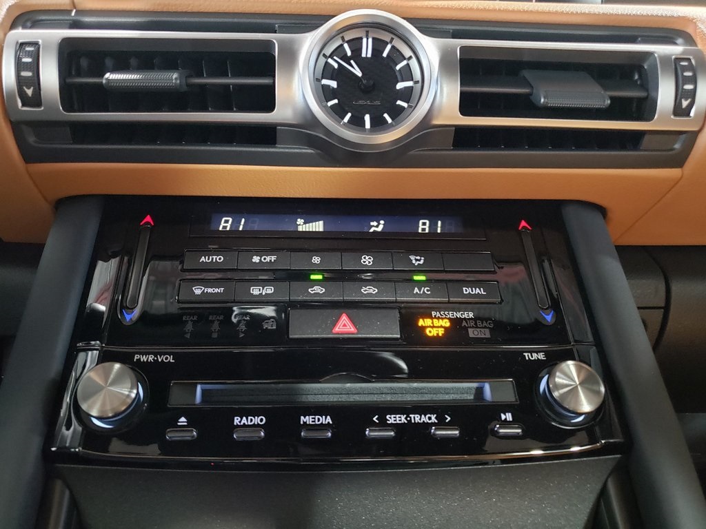 Thumbnail: 2025 Lexus IS - 22