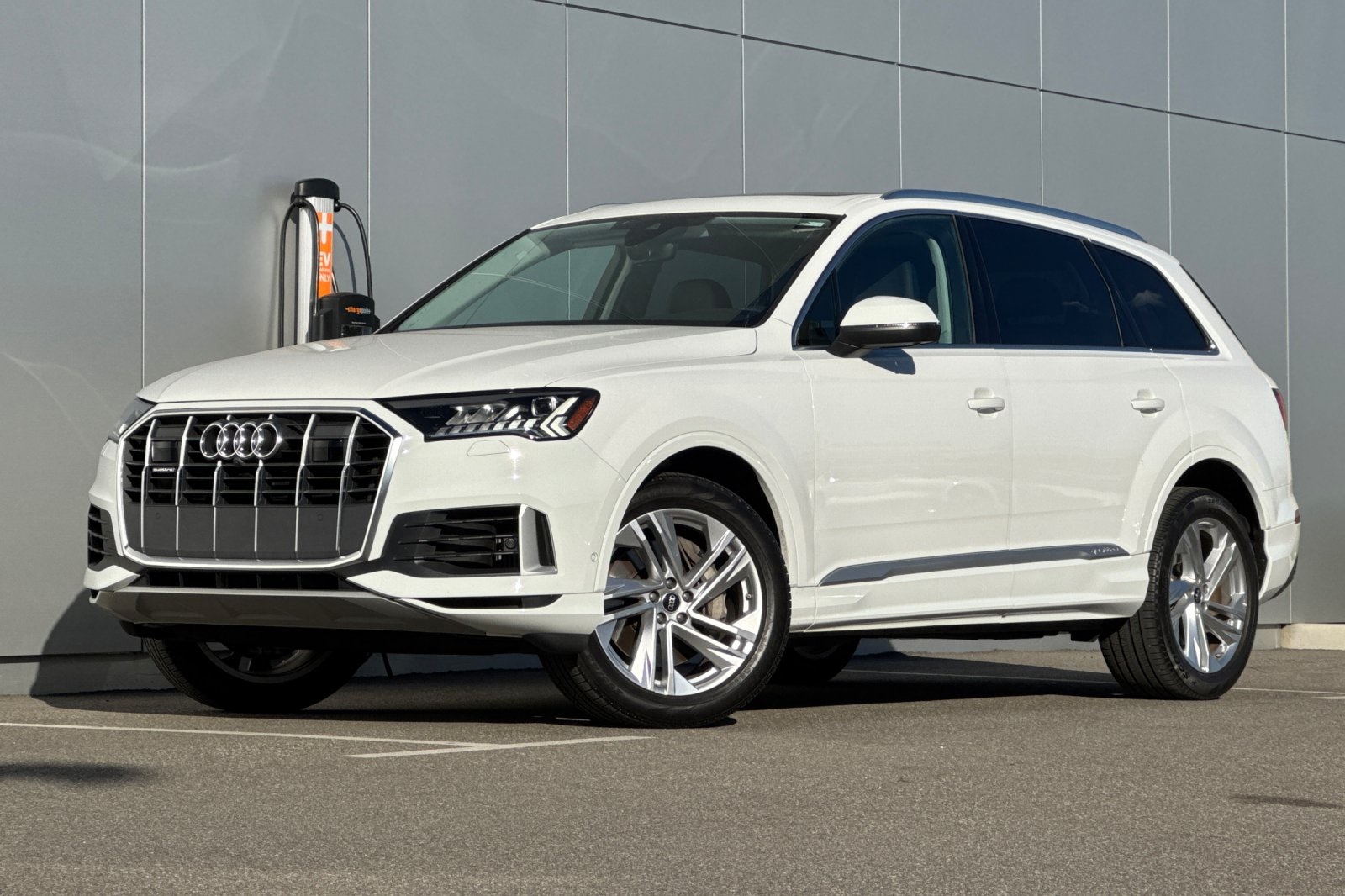 2024 Audi Q7 quattro Premium 55 TFSI