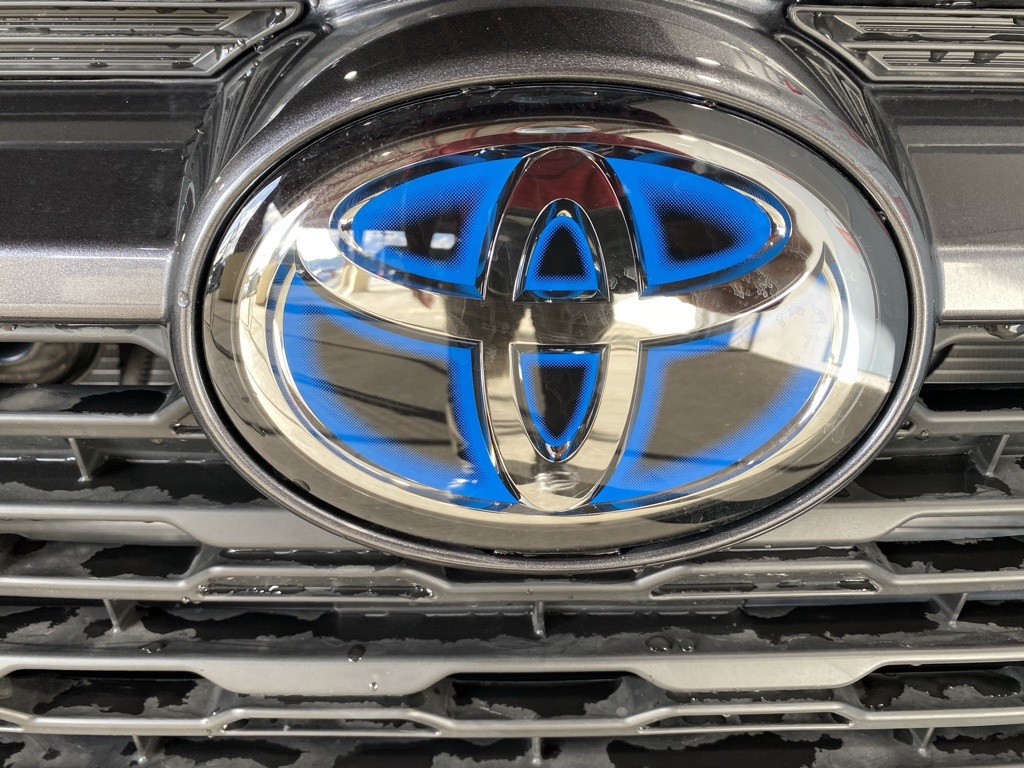 Thumbnail: 2025 Toyota RAV4 - 12