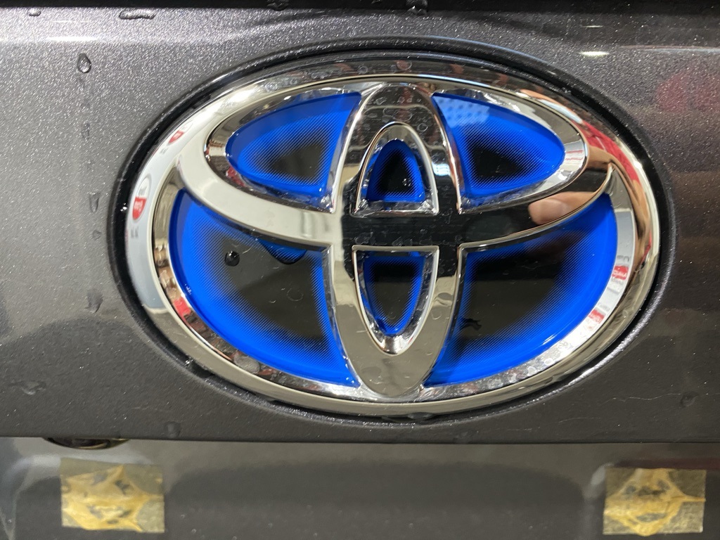 Thumbnail: 2025 Toyota RAV4 - 18