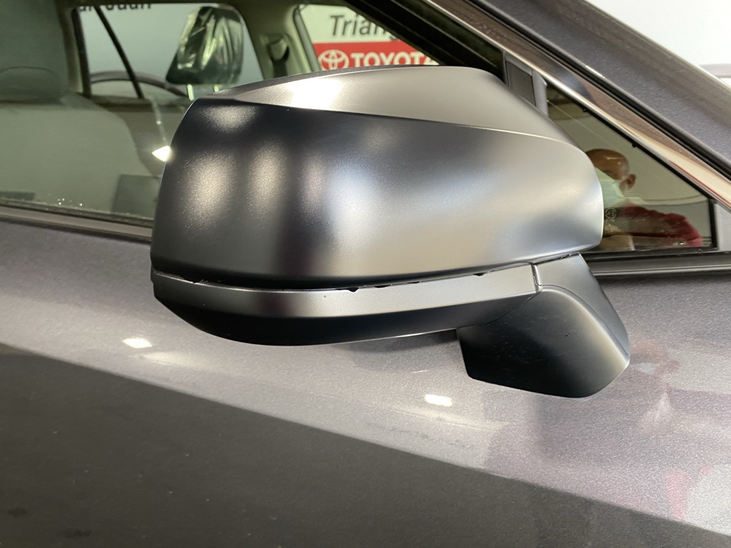 Thumbnail: 2025 Toyota RAV4 - 9