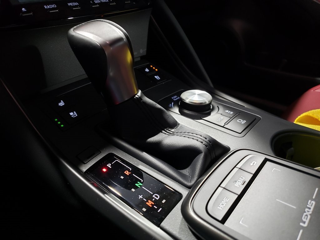 Thumbnail: 2025 Lexus IS - 24