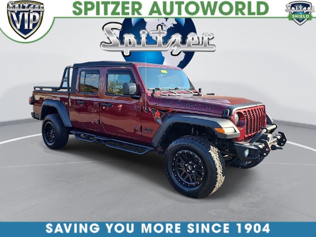 Snazzberry Pearlcoat 2021 Jeep Gladiator Pickup Truck Four-Wheel Drive 6-Speed Manual