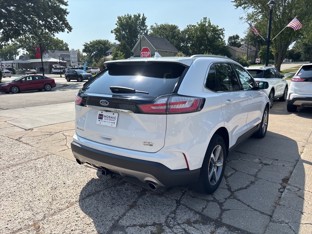 2019 Ford Edge