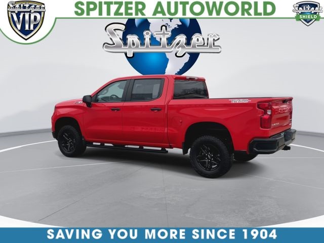 View vehicle photo 7