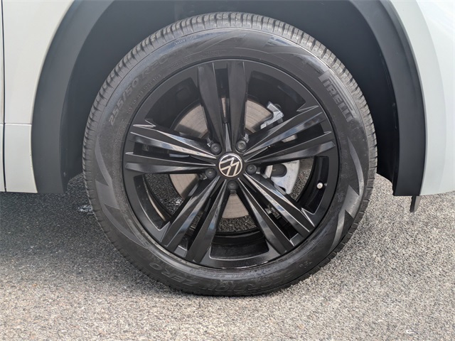 2023 Volkswagen Atlas Cross Sport 3.6L V6 SEL R-Line White at Stokes Volkswagen
