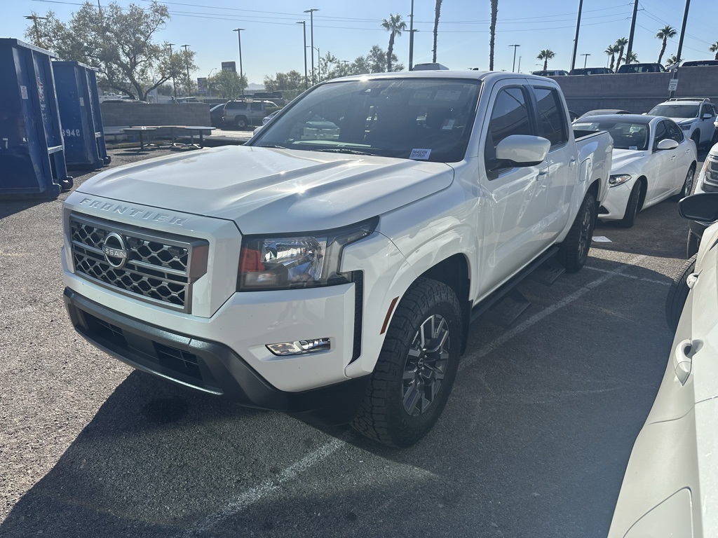 2023 Nissan Frontier SV
