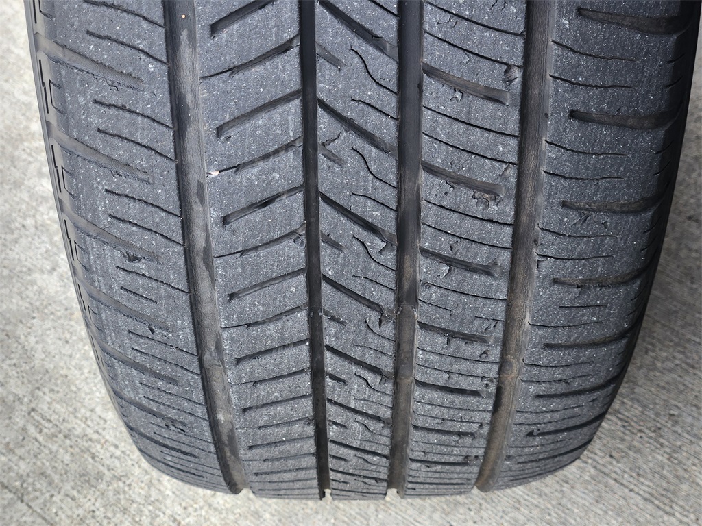 2017 Ford Edge Titanium Red at Autostrade