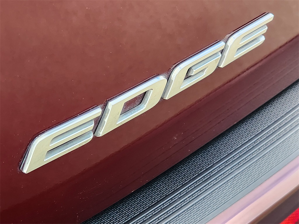 2017 Ford Edge Titanium Red at Autostrade
