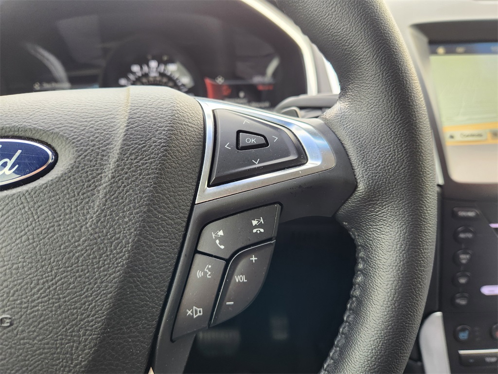 2017 Ford Edge Titanium Red at Autostrade