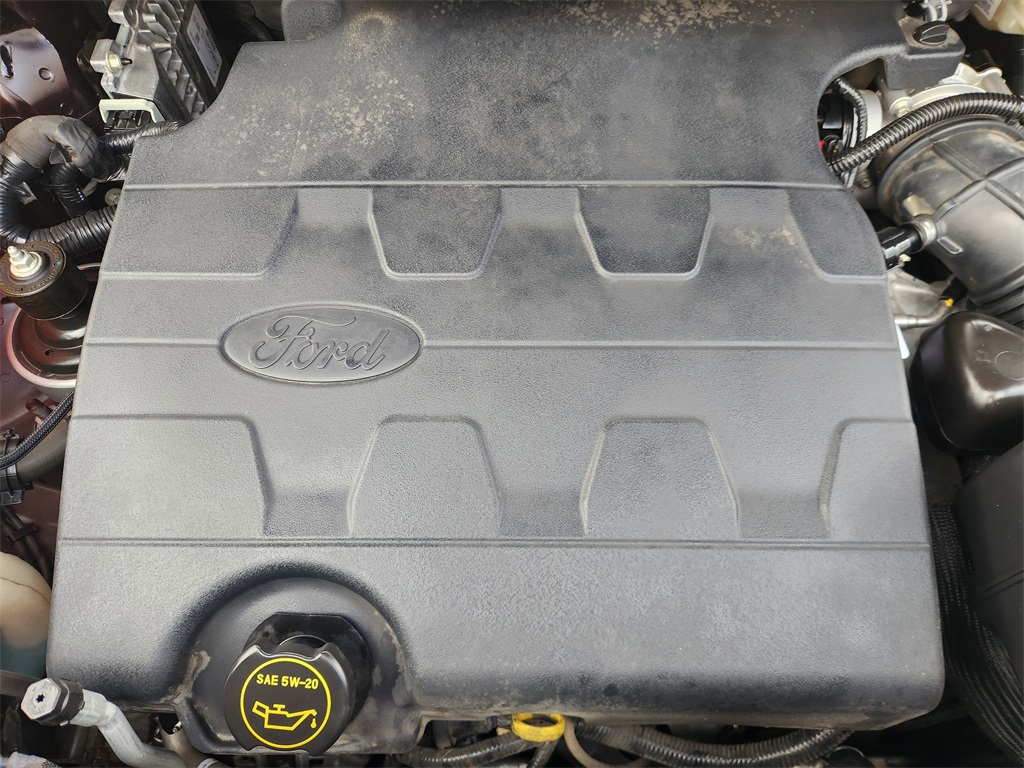 2017 Ford Edge Titanium Red at Autostrade